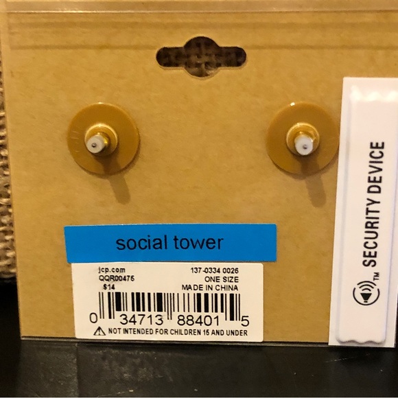 NWT Monet Earrings- Gold tone ellipse shaped with rhinestones - Picture 7 of 7